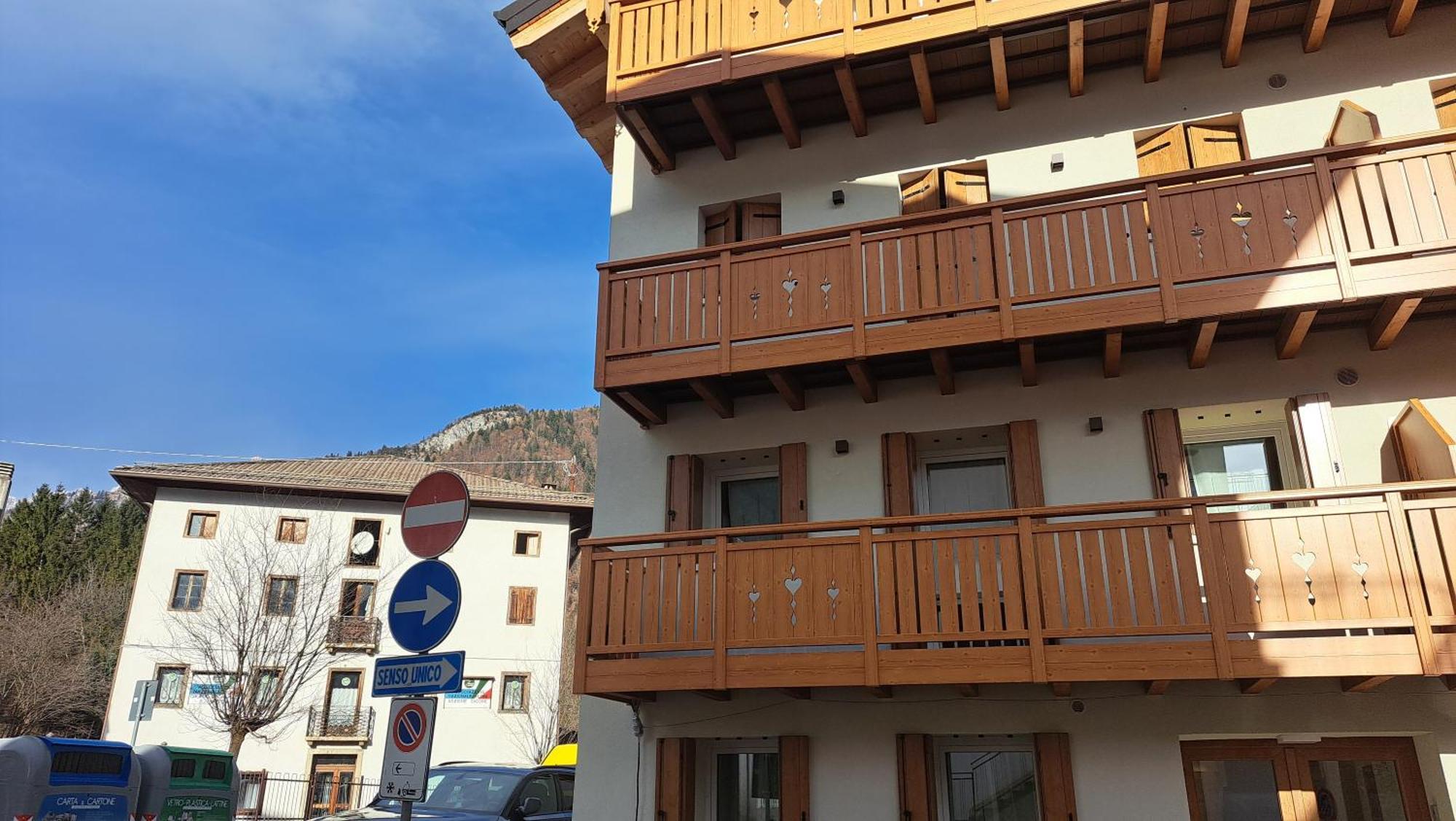 Lucy'S Apartment Calalzo di Cadore Exterior photo